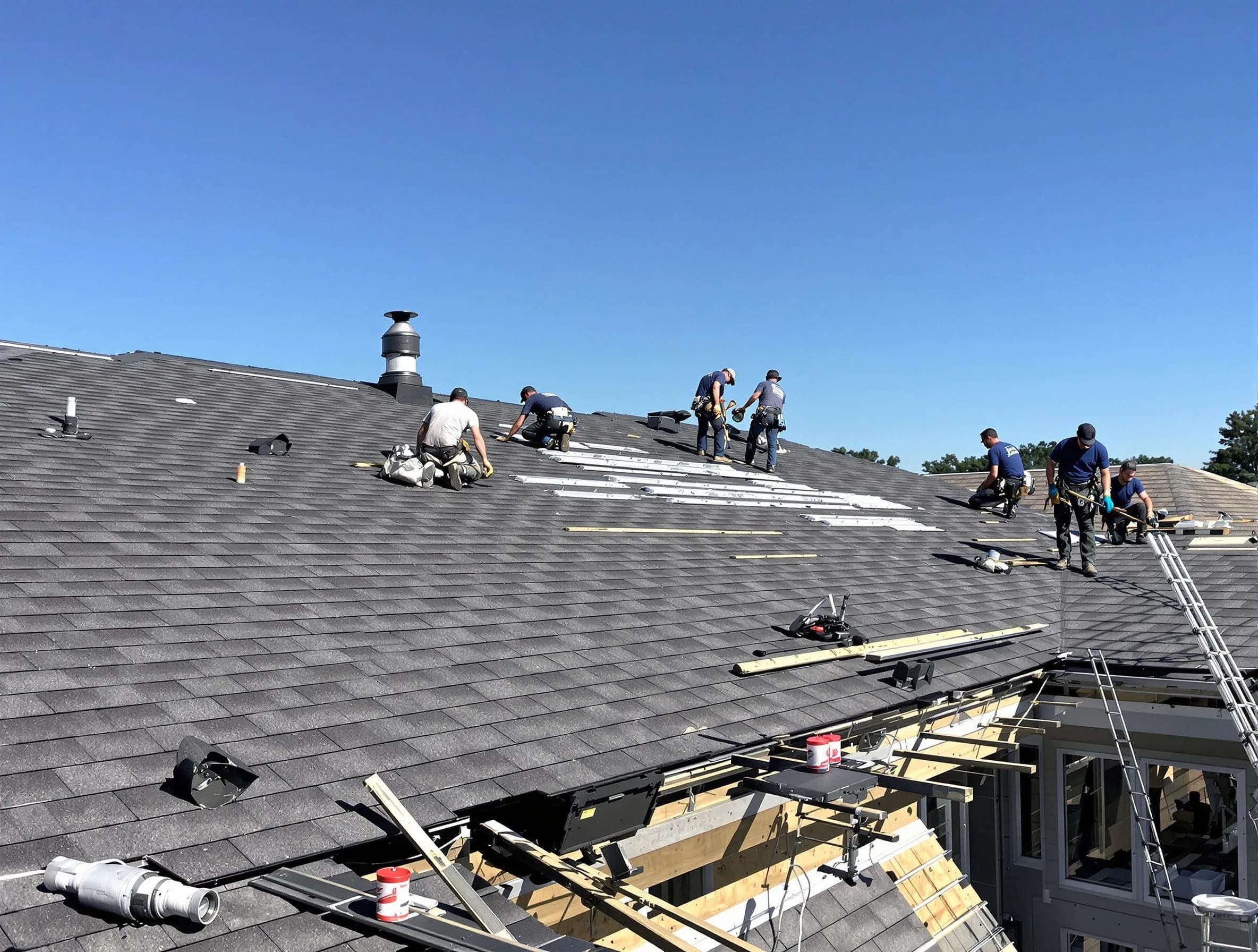 Elyria Roofing Company experts performing roof installation in Elyria, OH